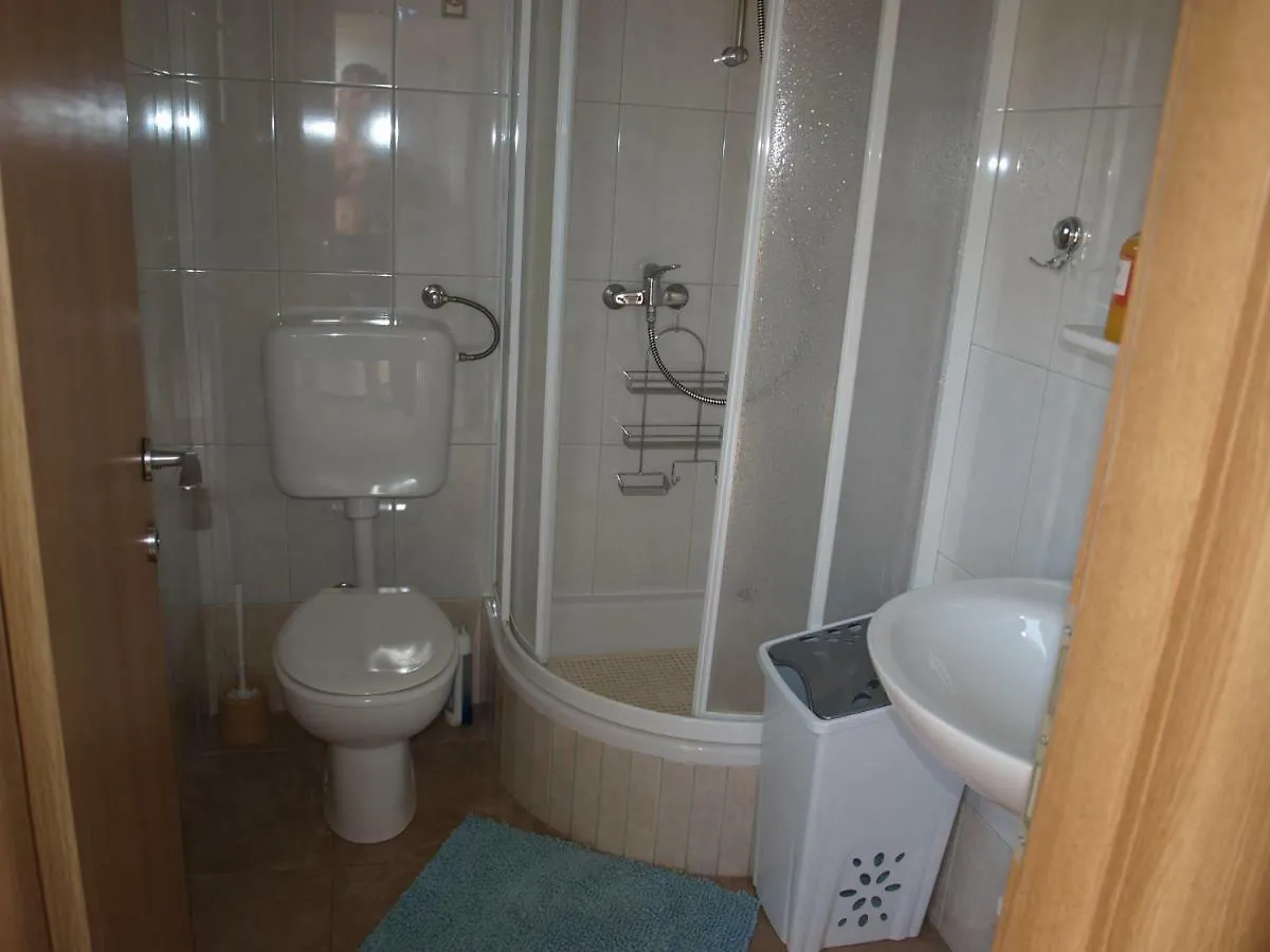 Apartments Toni Trogir
