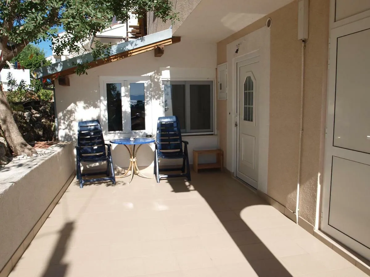 Apartments Toni Trogir